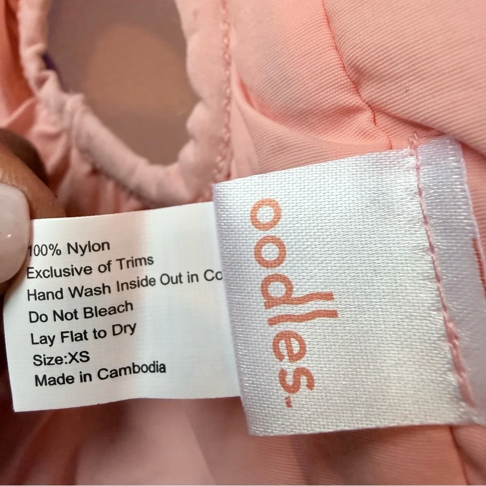 NWT Oodles size XS puppy puffer vest with Velcro closure
